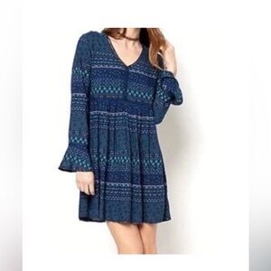 Sadie Robertson Wild Blue flowy navy dress